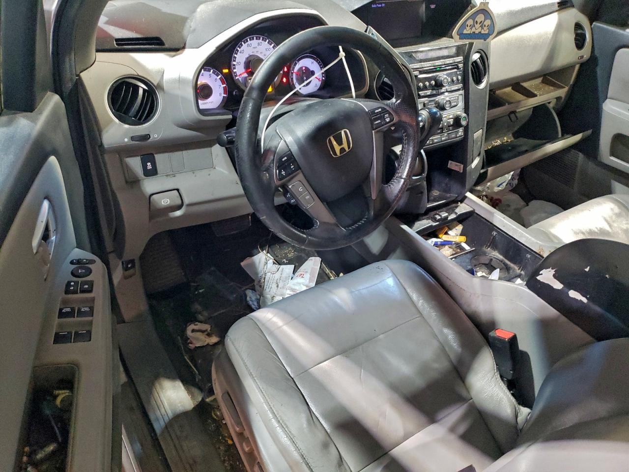 2012 HONDA PILOT EXL photo 8