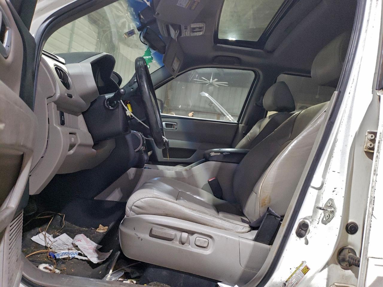 2012 HONDA PILOT EXL photo 7