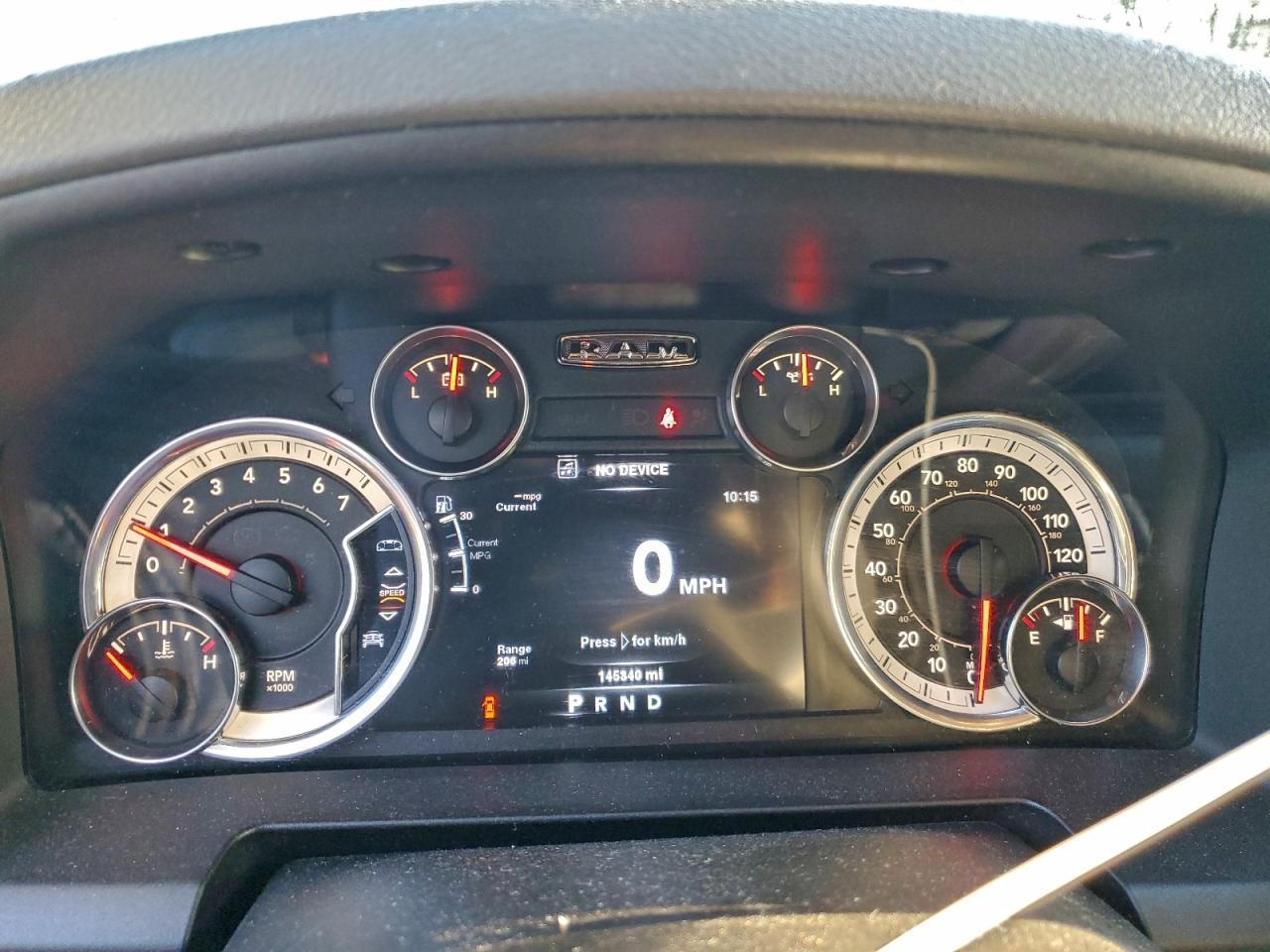 2014 RAM 1500 SLT photo 9