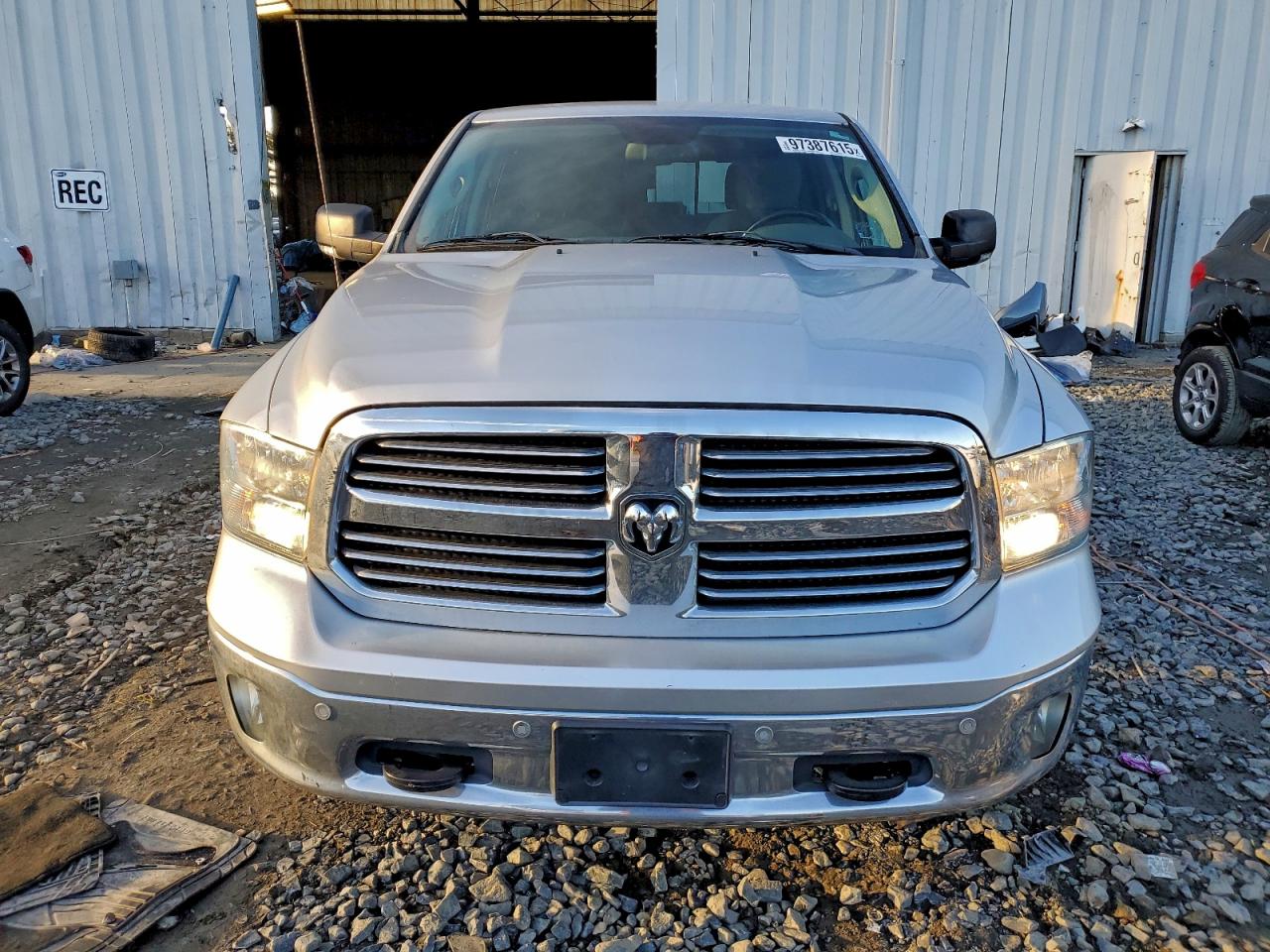 2014 RAM 1500 SLT photo 5