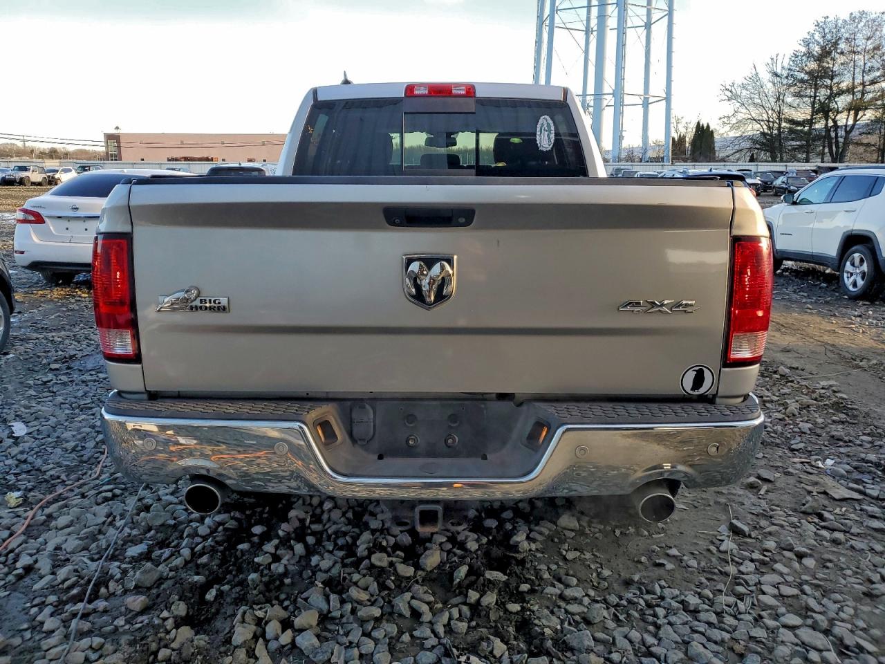2014 RAM 1500 SLT photo 6