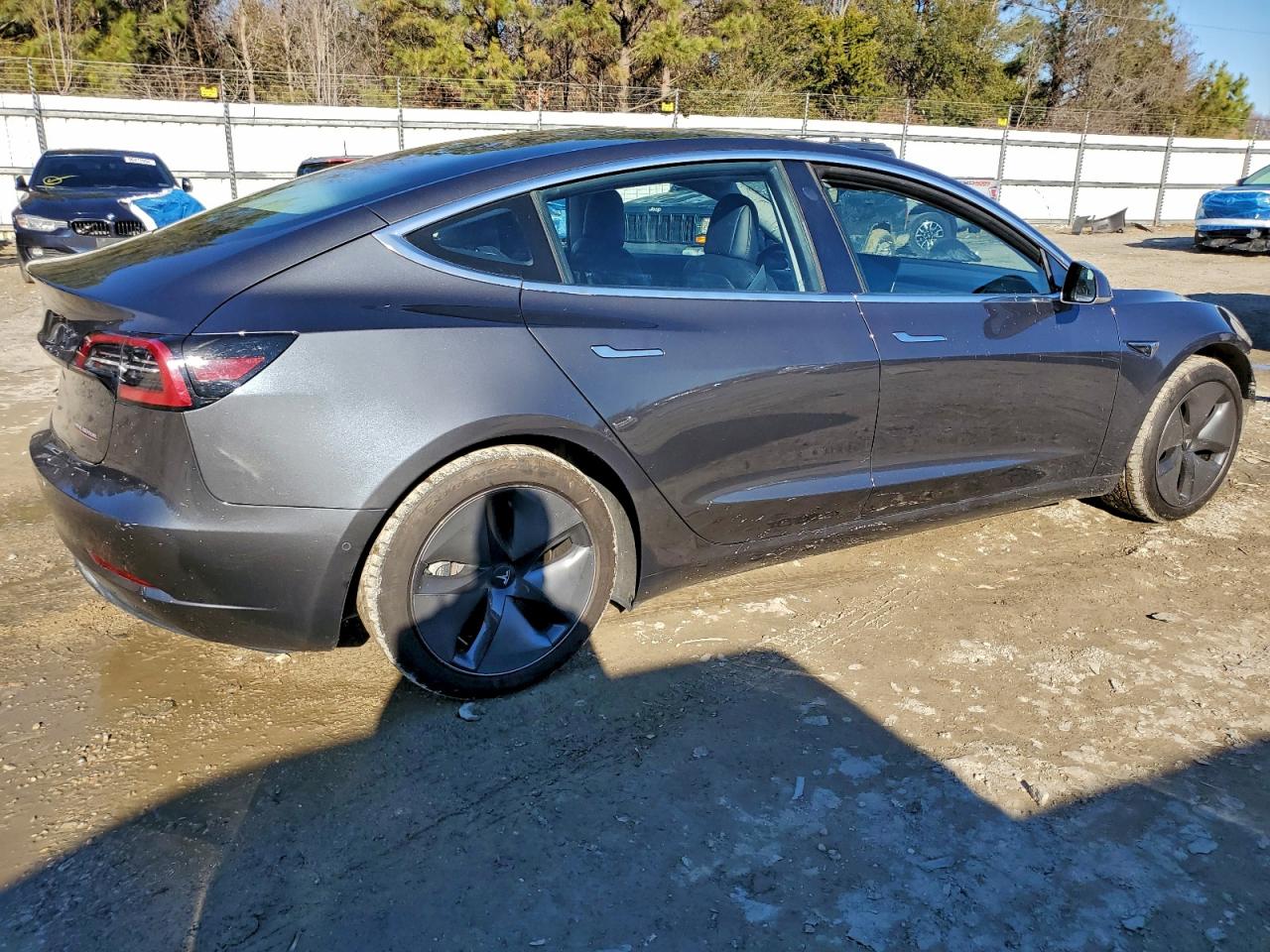 2018 TESLA MODEL 3 photo 3