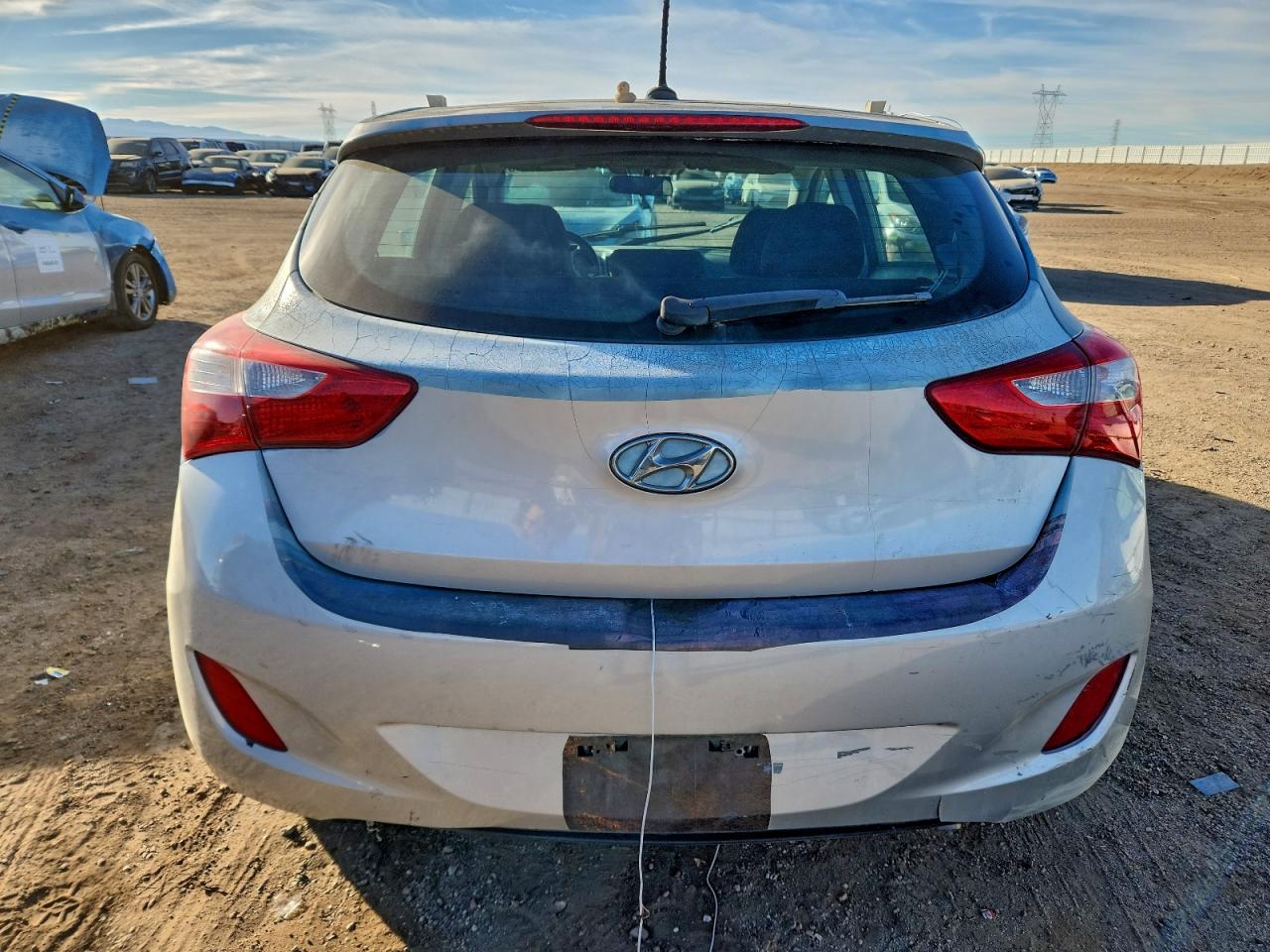 2016 HYUNDAI ELANTRA GT photo 6