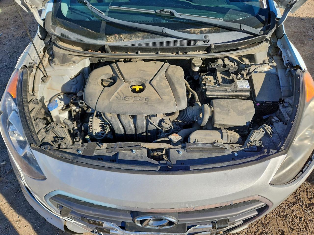 2016 HYUNDAI ELANTRA GT photo 11