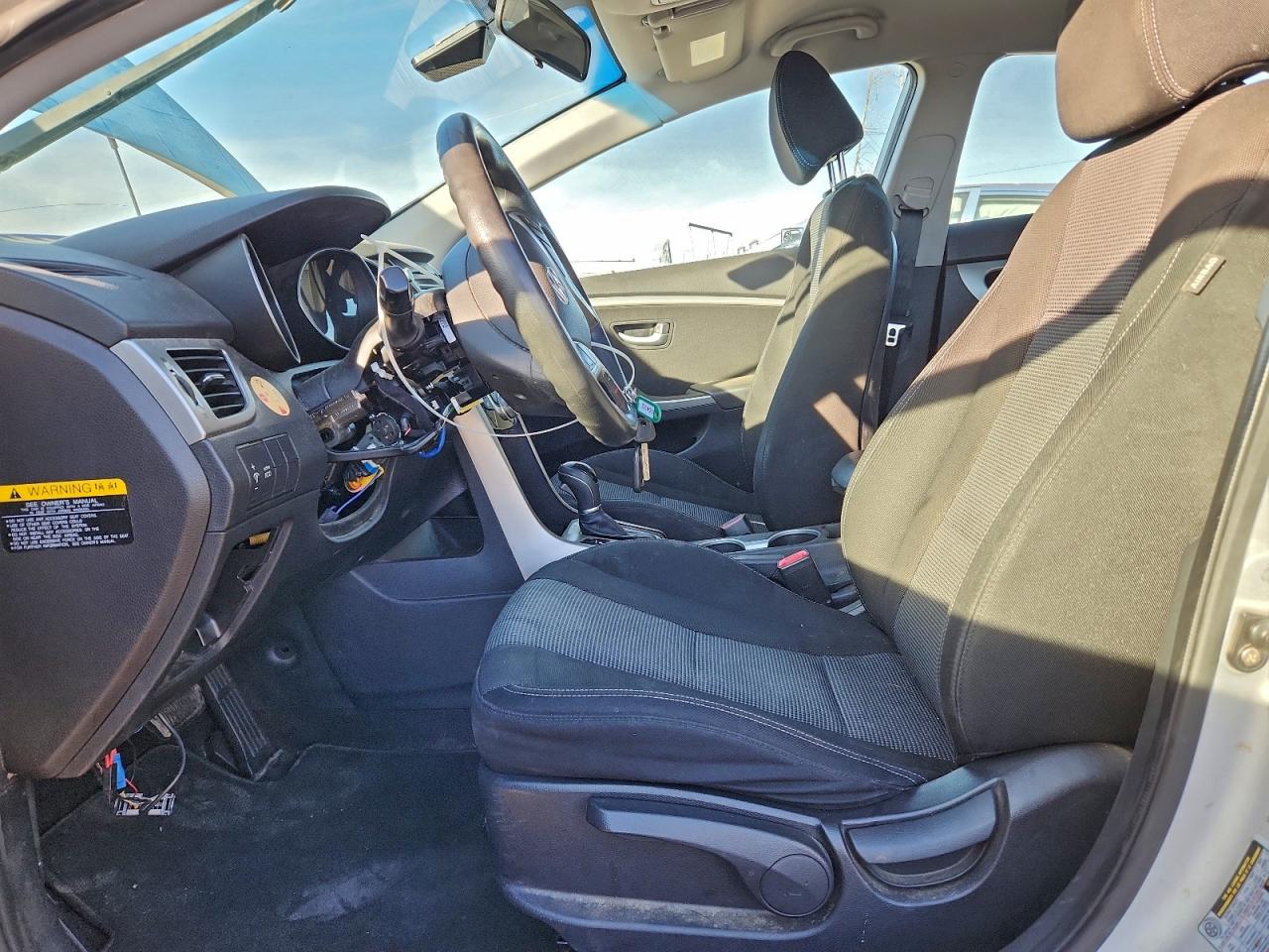 2016 HYUNDAI ELANTRA GT photo 7