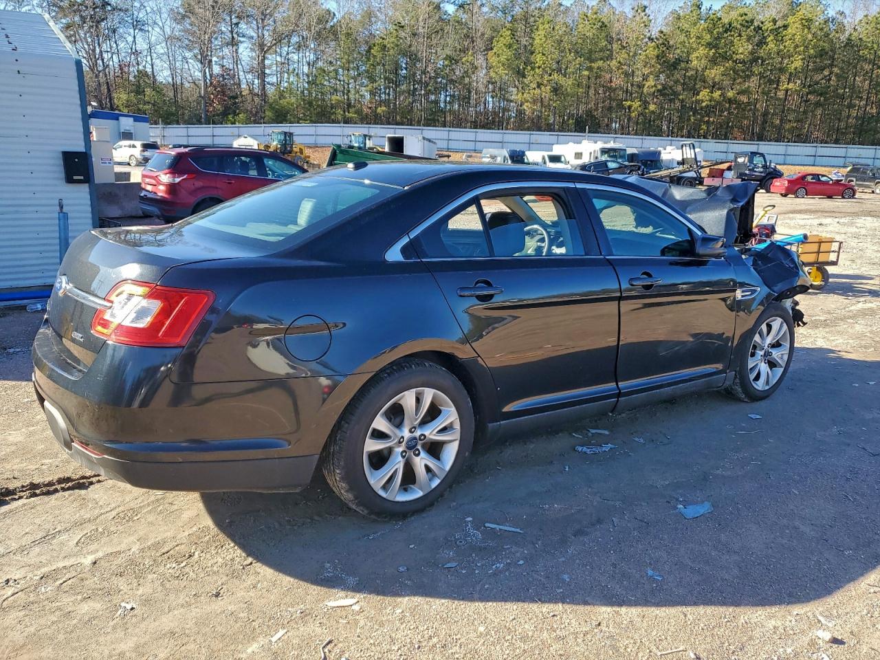 2012 FORD TAURUS SEL photo 3