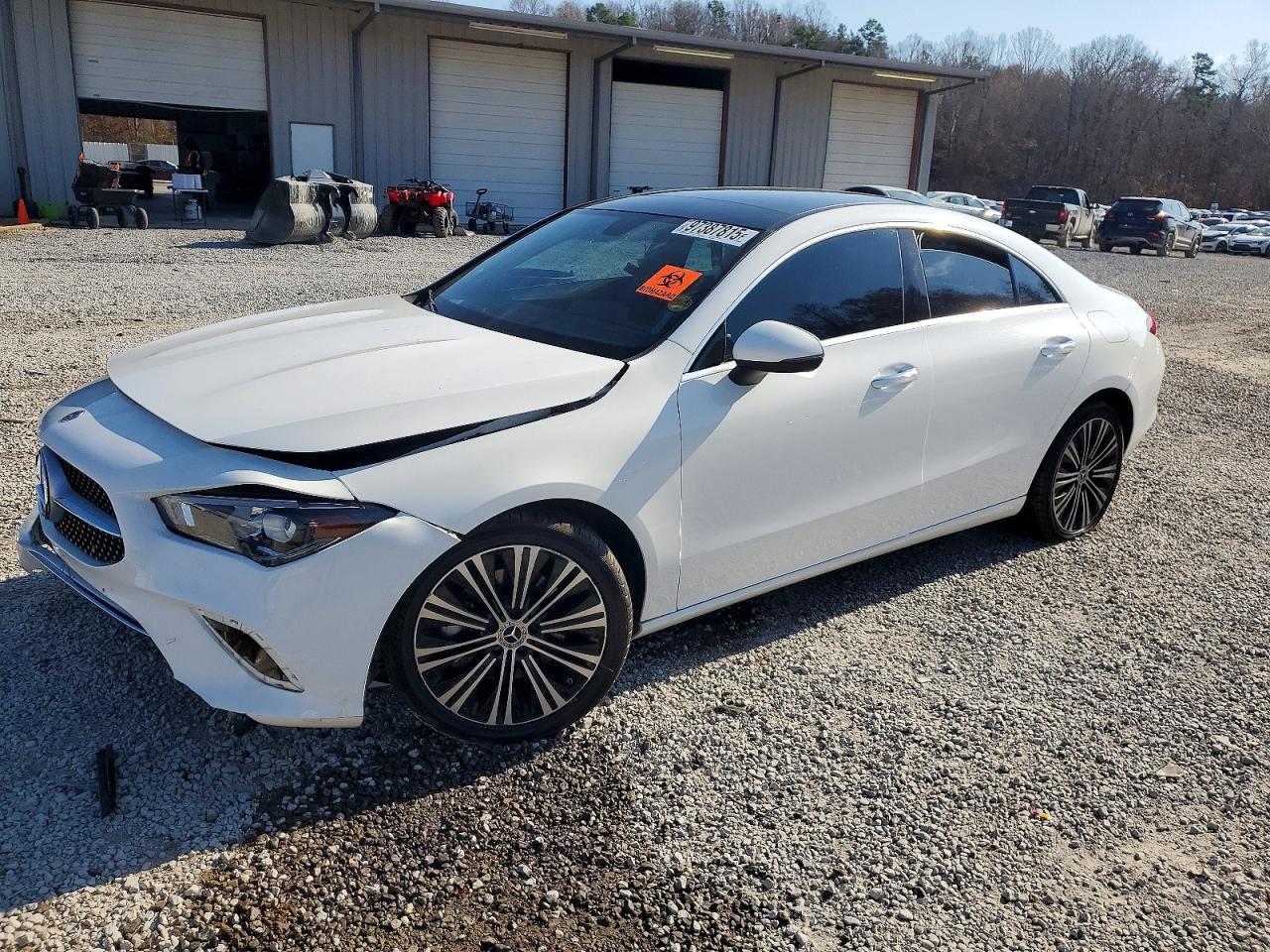 2023 MERCEDES-BENZ CLA