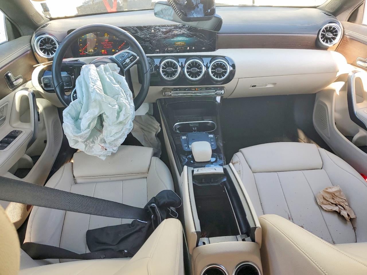 2023 MERCEDES-BENZ CLA 250 photo 22