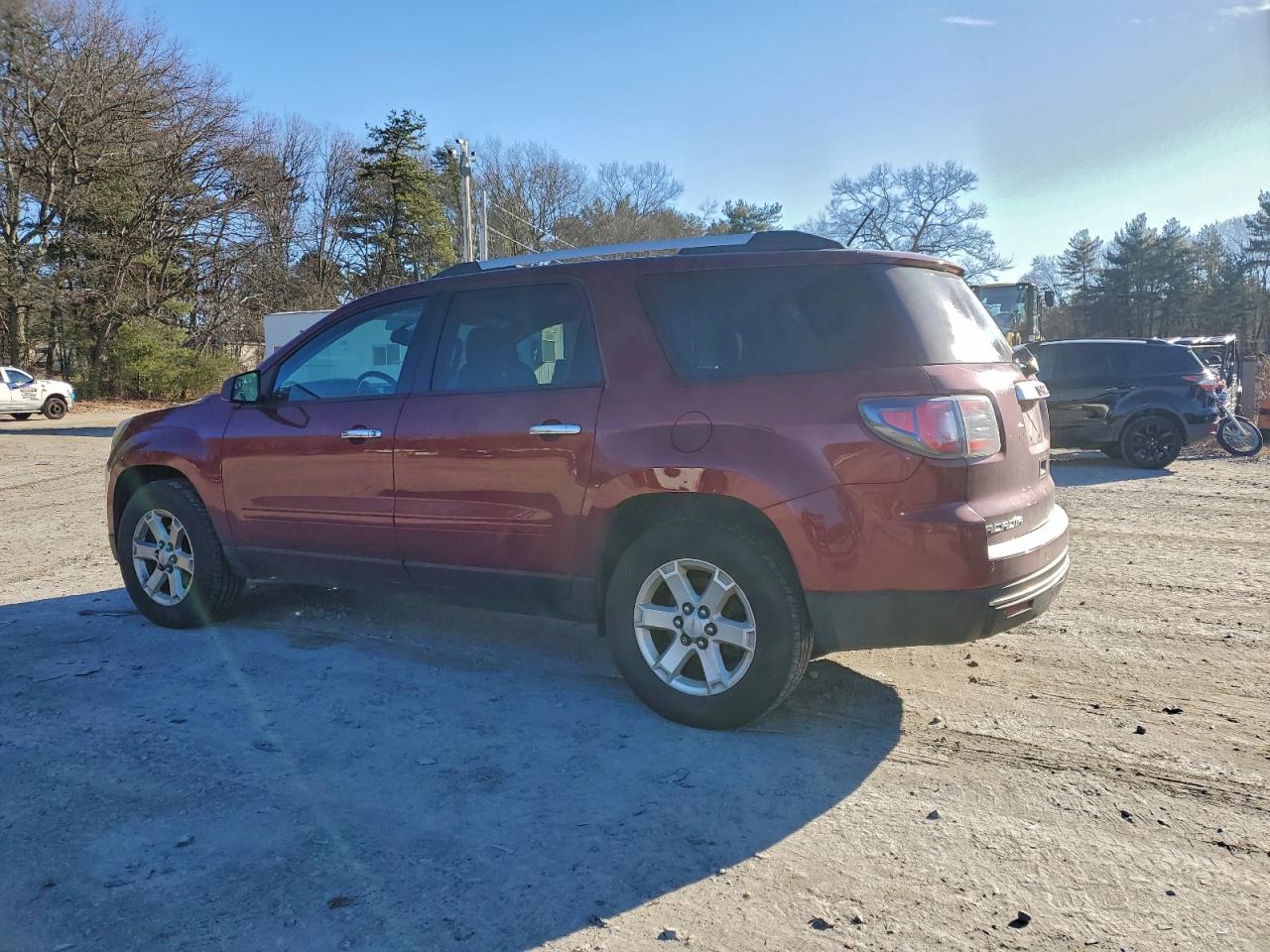 2015 GMC ACADIA SLE photo 2