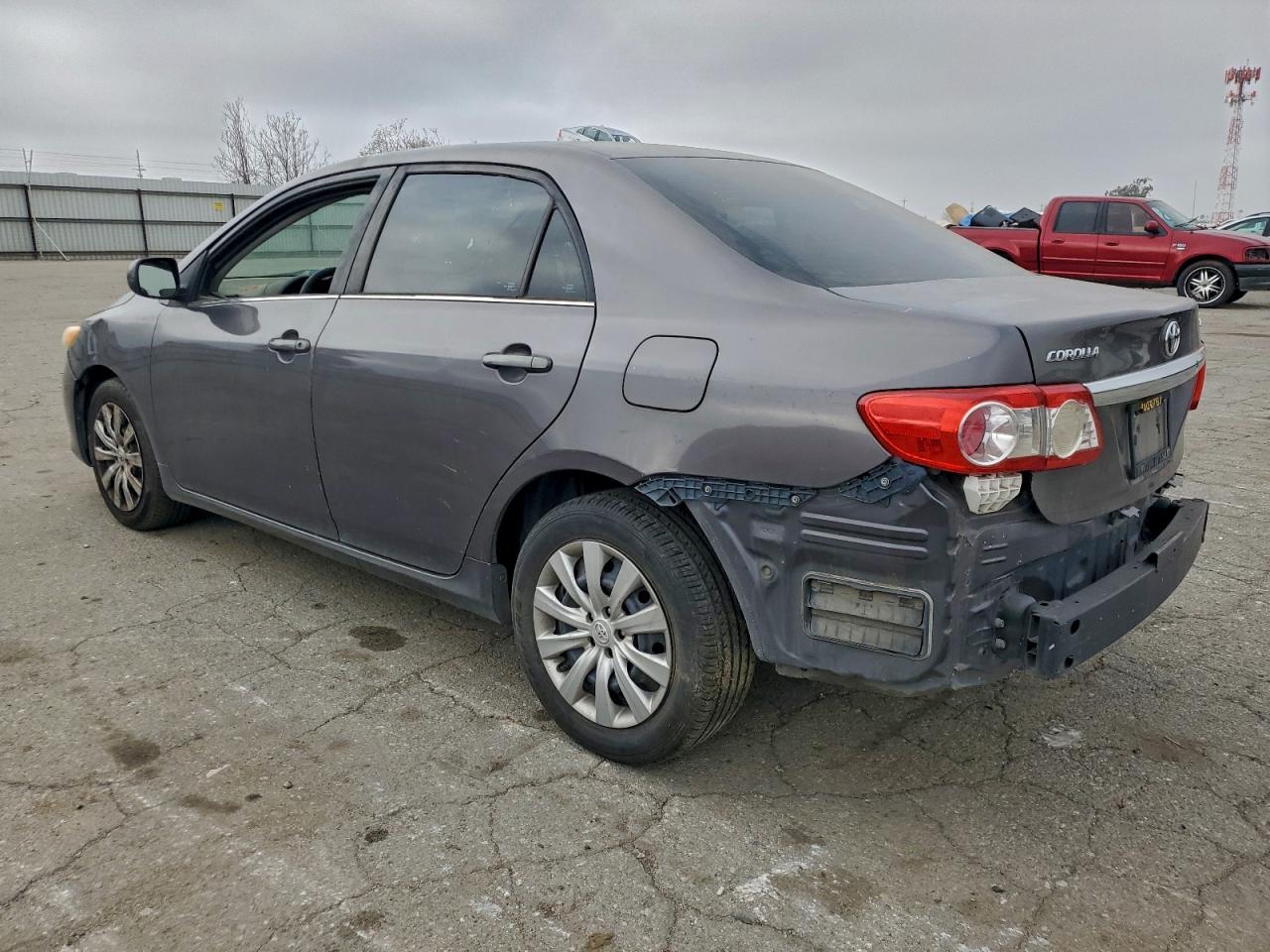 2013 TOYOTA COROLLA BASE photo 2