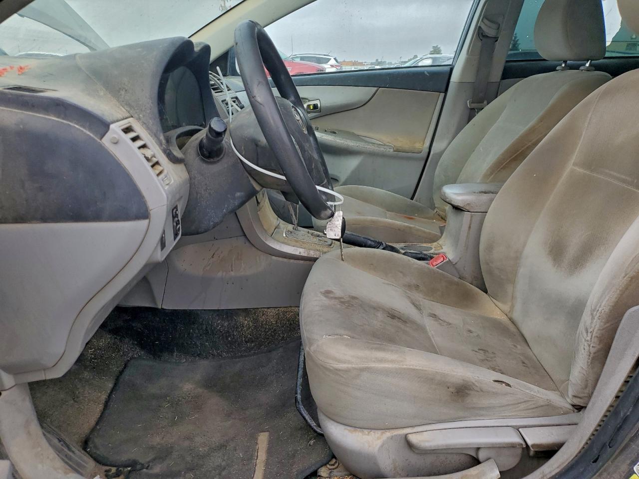 2013 TOYOTA COROLLA BASE photo 7