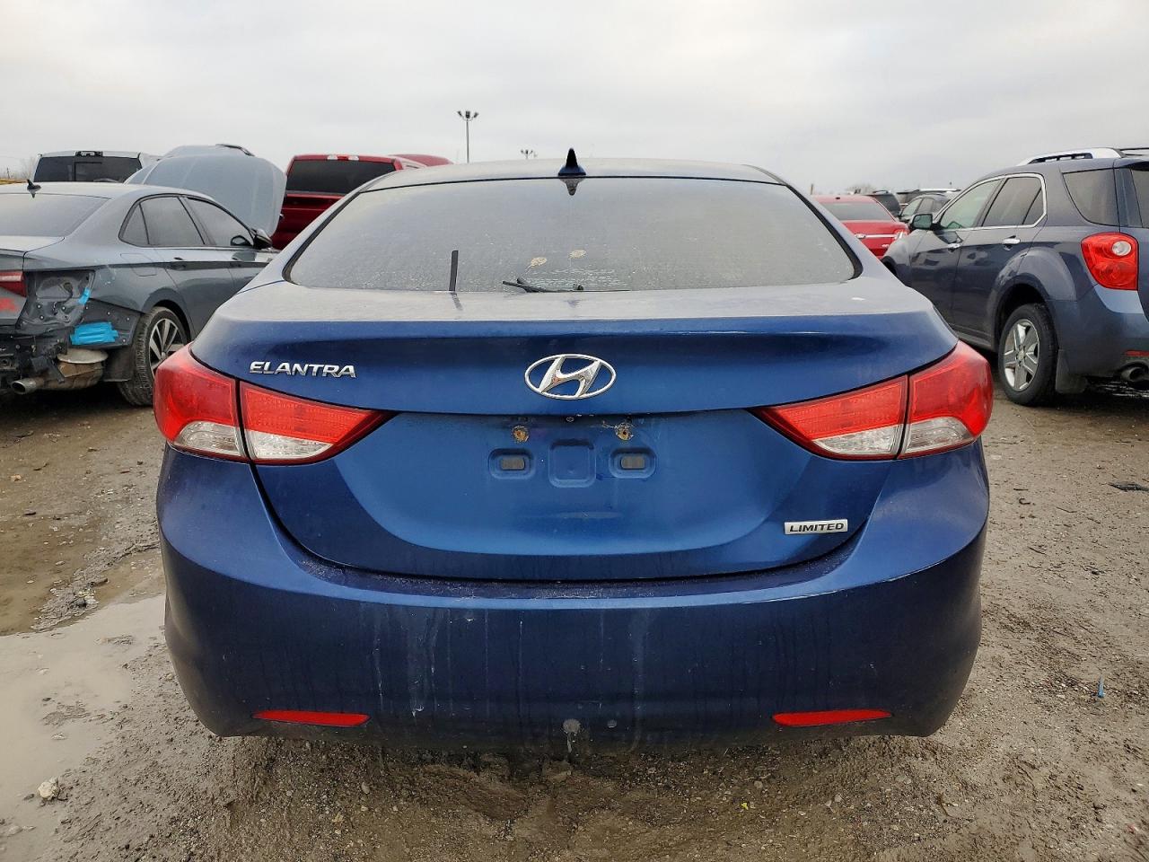 2013 HYUNDAI ELANTRA GLS photo 6