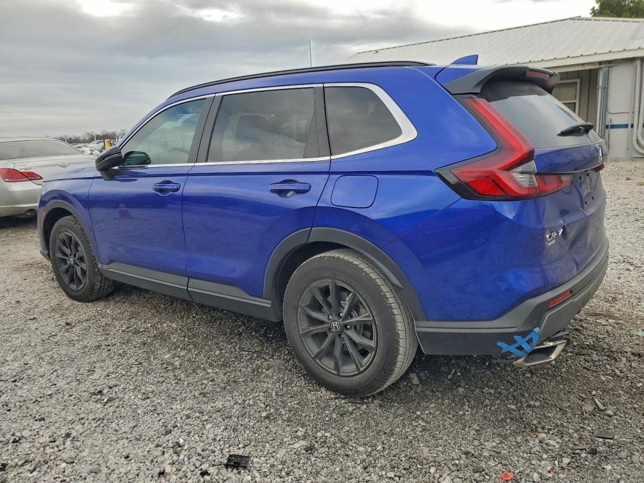 2025 HONDA CR-V SPORT photo 2