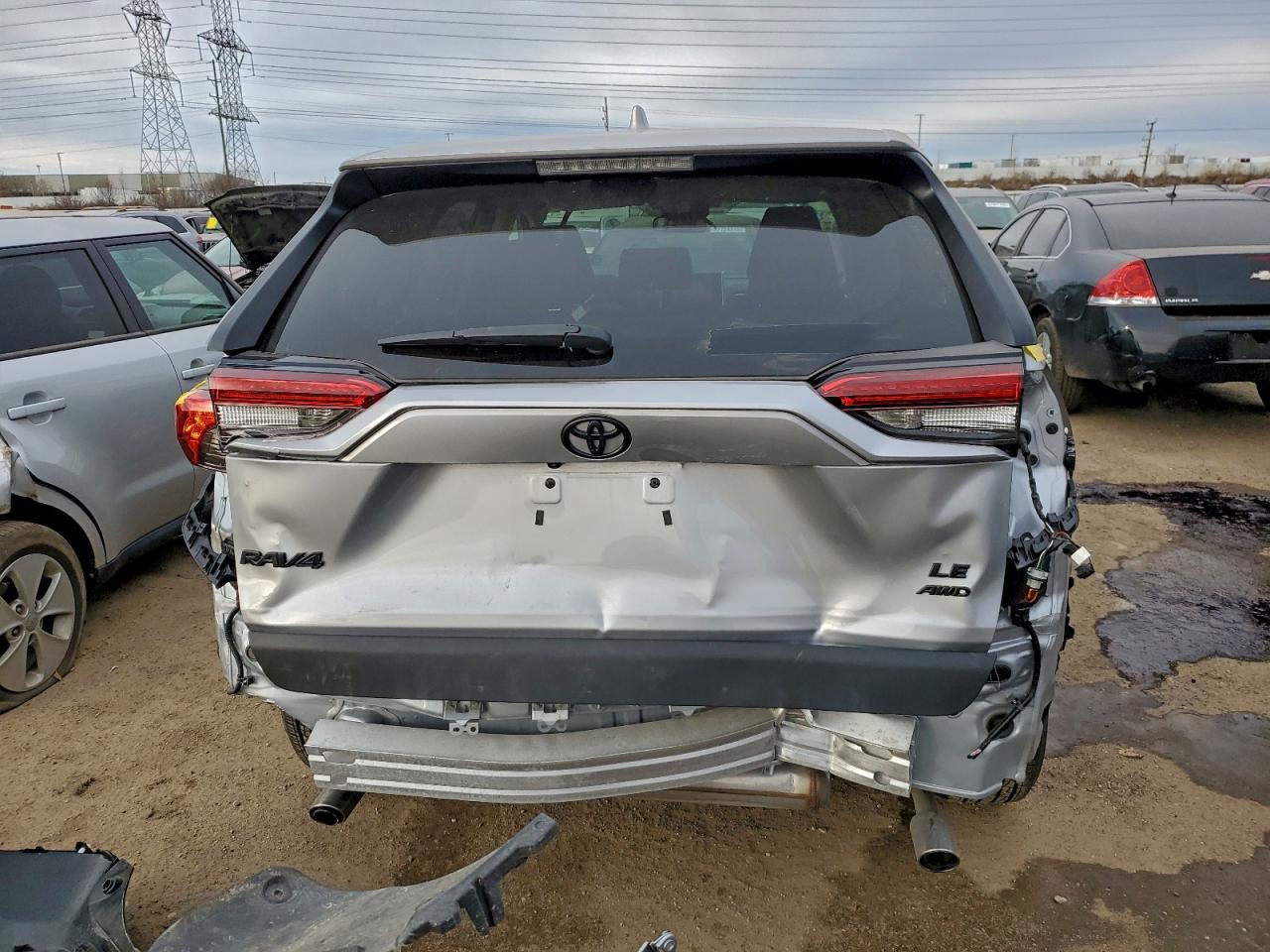 2024 TOYOTA RAV4 LE photo 6