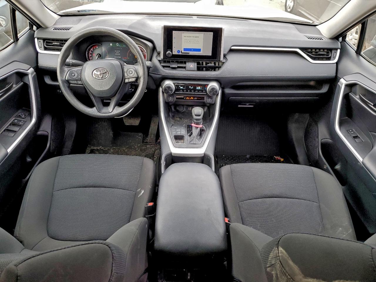 2024 TOYOTA RAV4 LE photo 8