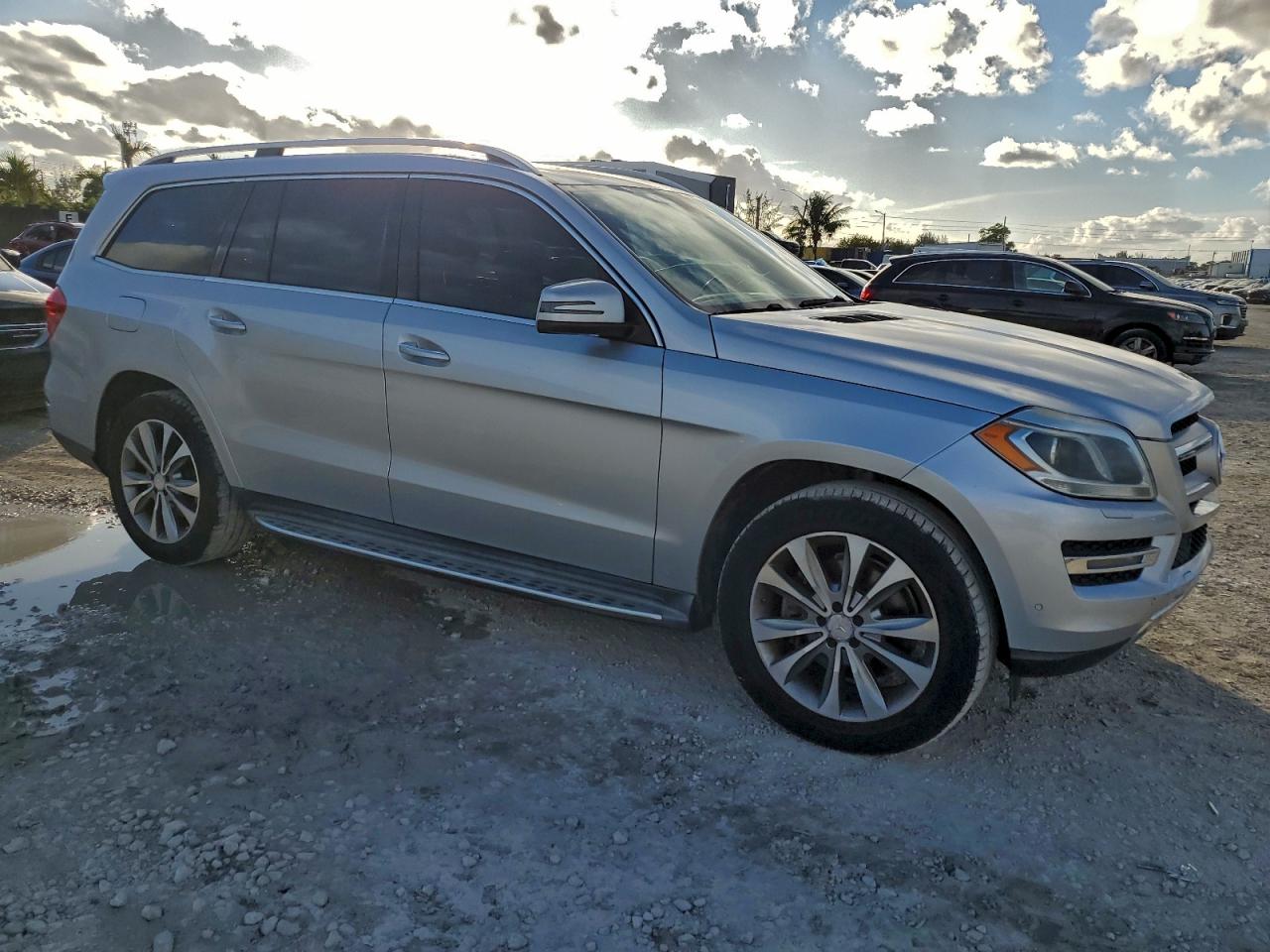 2014 MERCEDES-BENZ GL 450 4MATIC photo 4