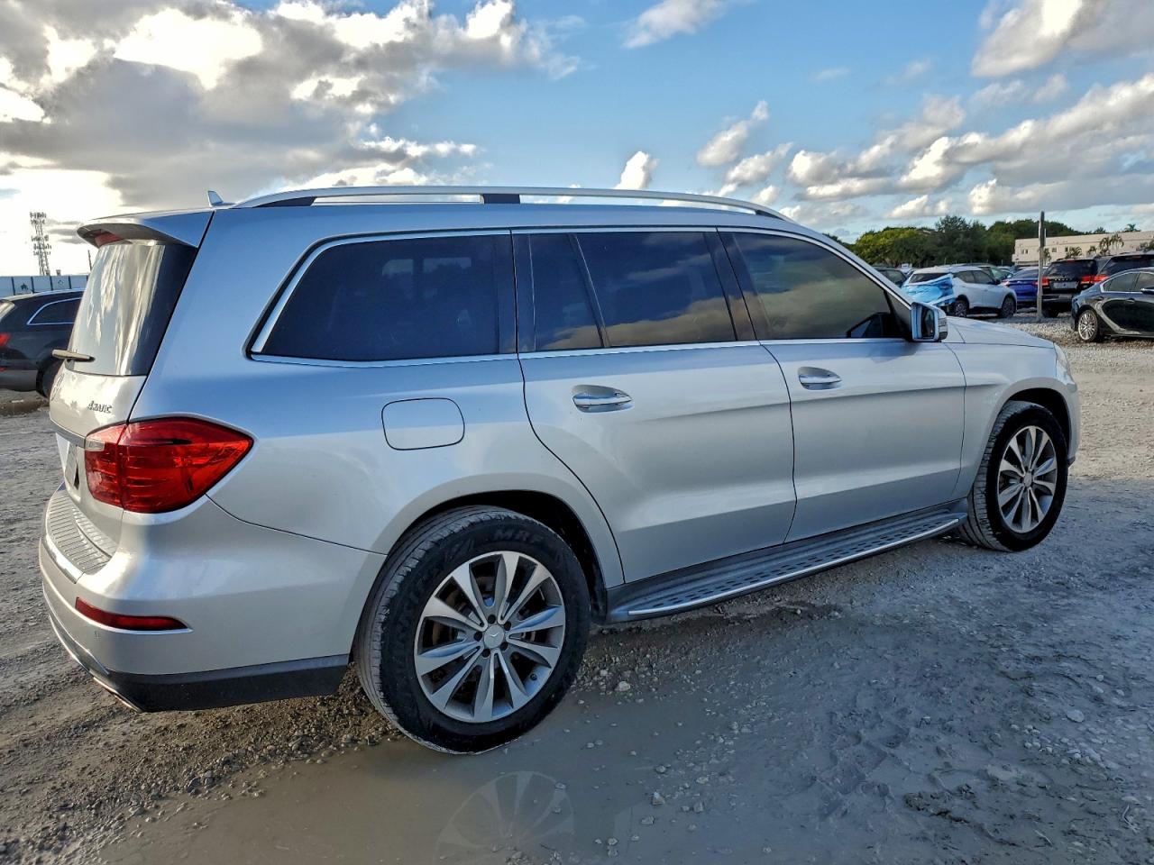 2014 MERCEDES-BENZ GL 450 4MATIC photo 3