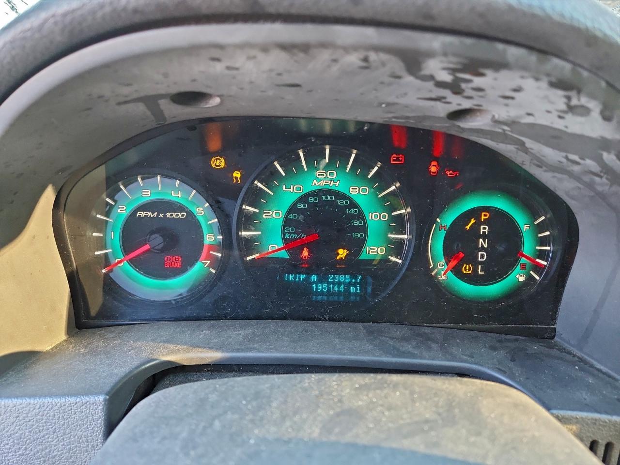 2010 FORD FUSION SE photo 9