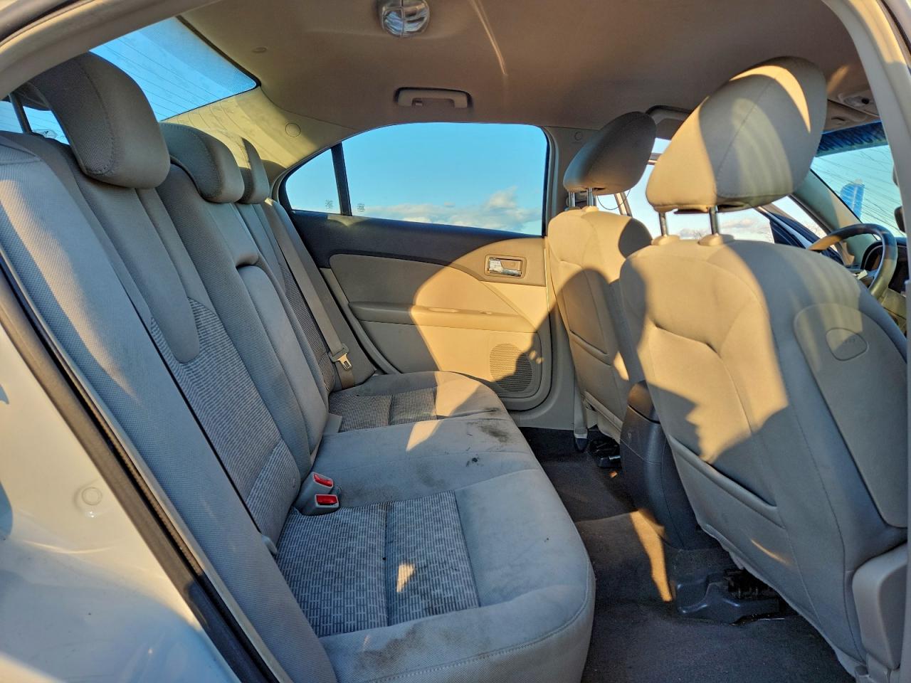 2010 FORD FUSION SE photo 10