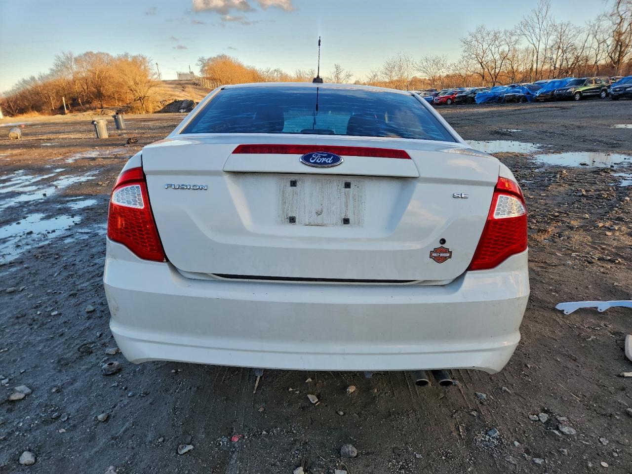 2010 FORD FUSION SE photo 6