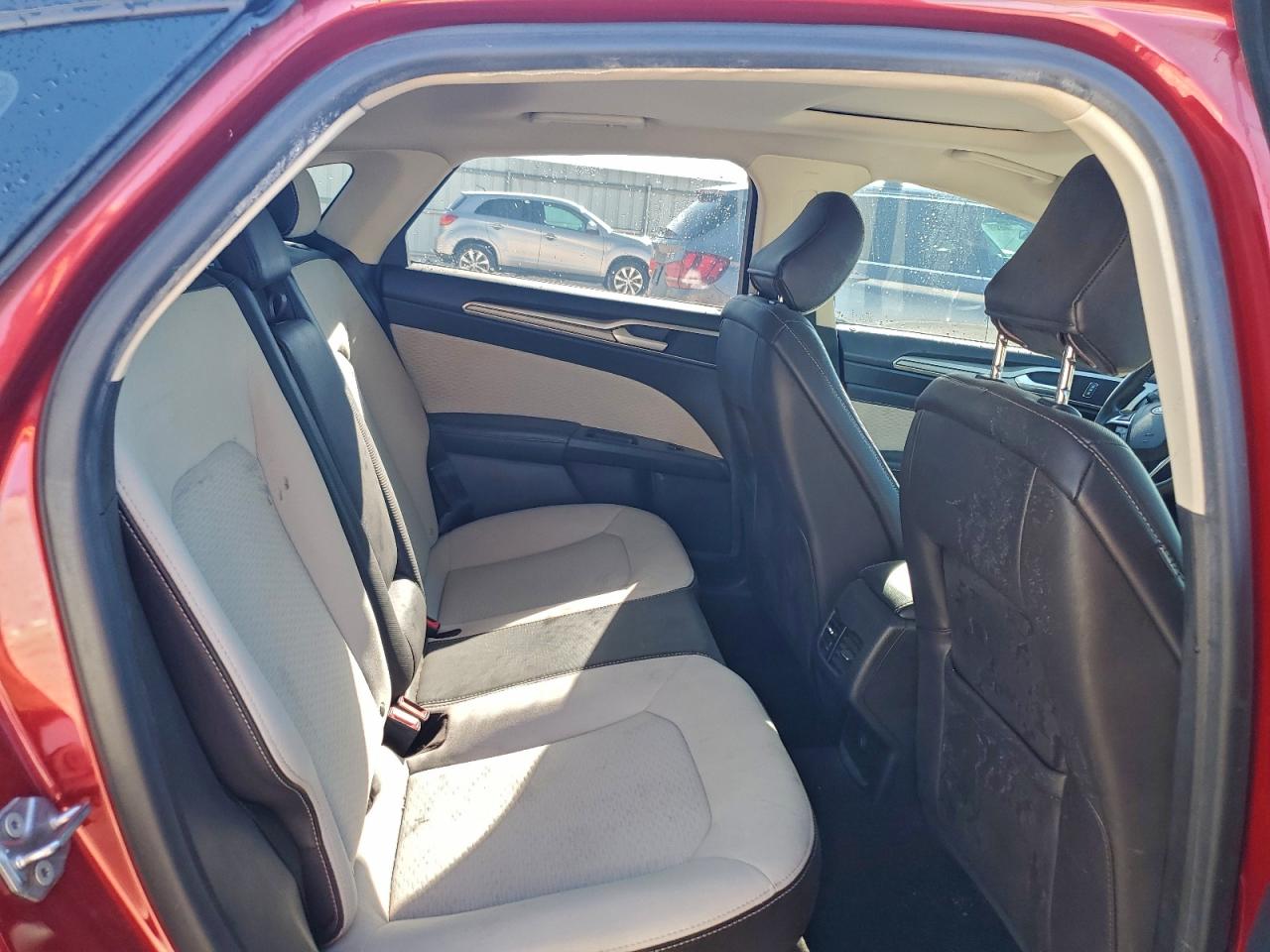 2020 FORD FUSION SE photo 19