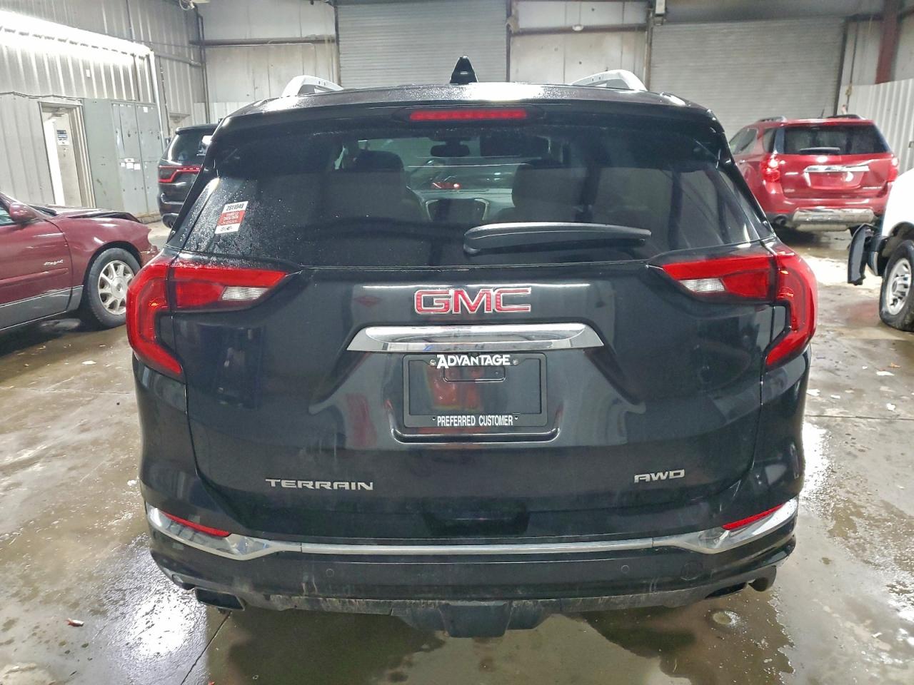 2018 GMC TERRAIN DENALI photo 16