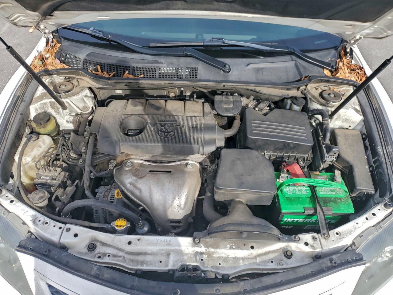 2011 TOYOTA CAMRY BASE photo 11