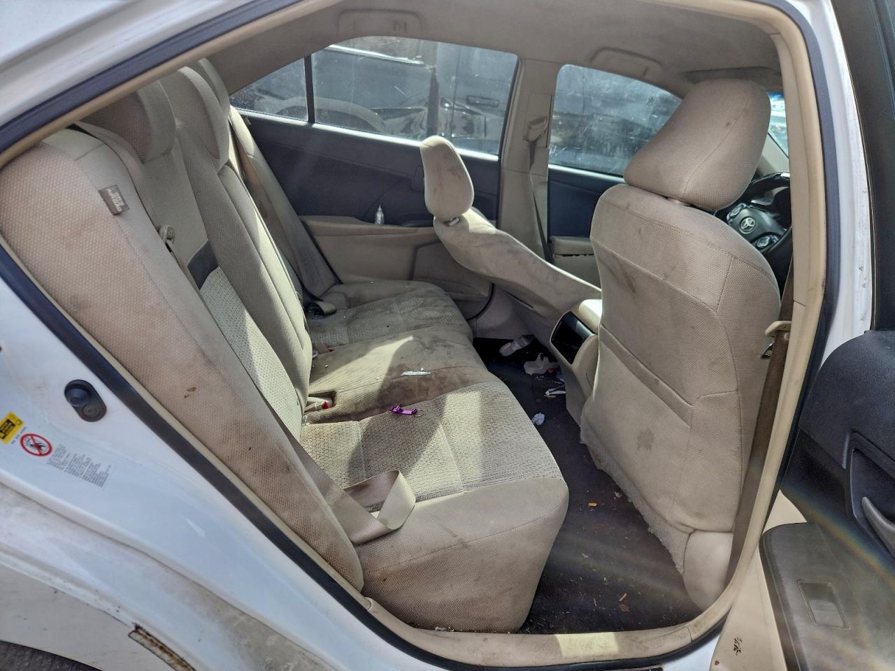 2013 TOYOTA CAMRY L photo 10