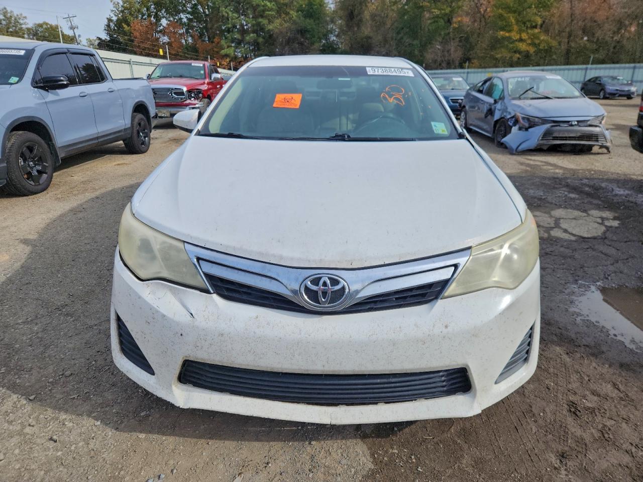 2013 TOYOTA CAMRY L photo 5