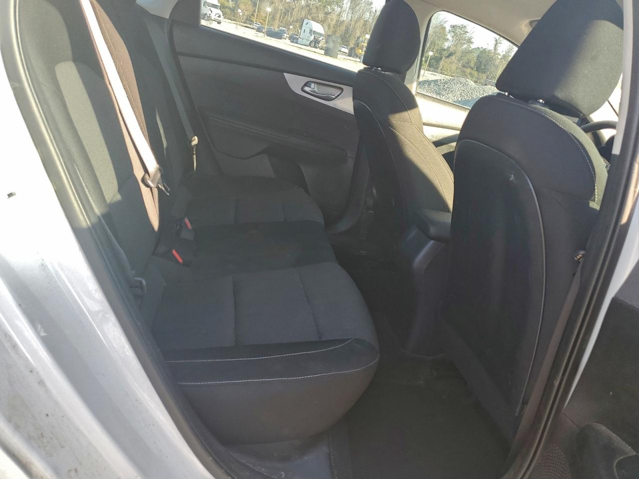 2024 KIA FORTE LX photo 10
