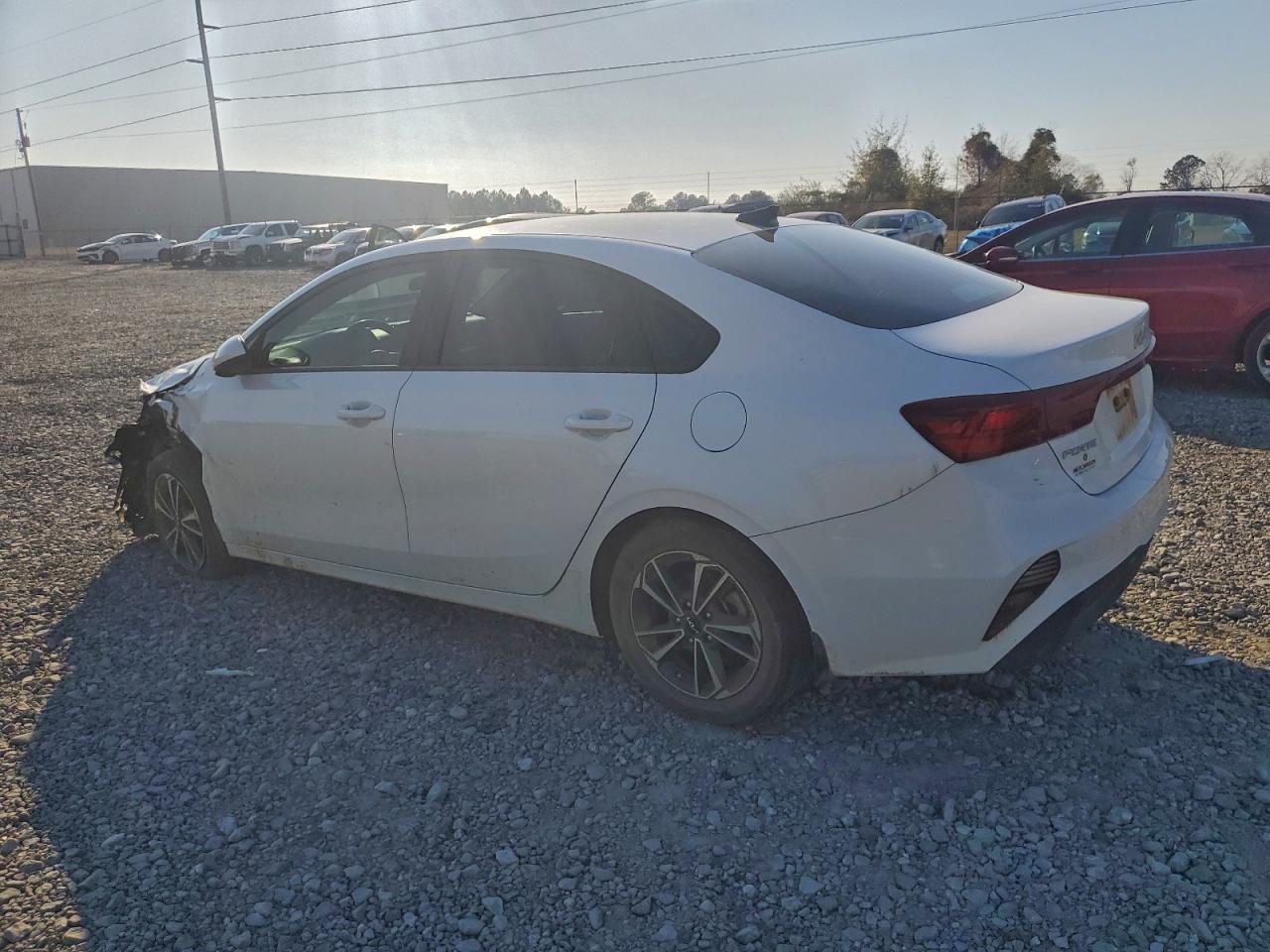 2024 KIA FORTE LX photo 2