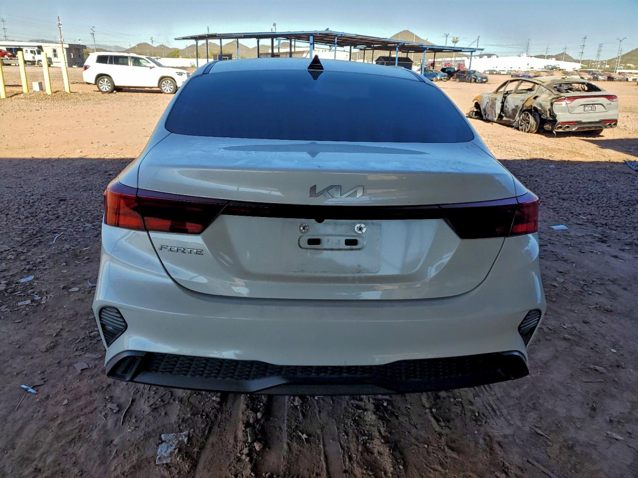 2023 KIA FORTE LX photo 6