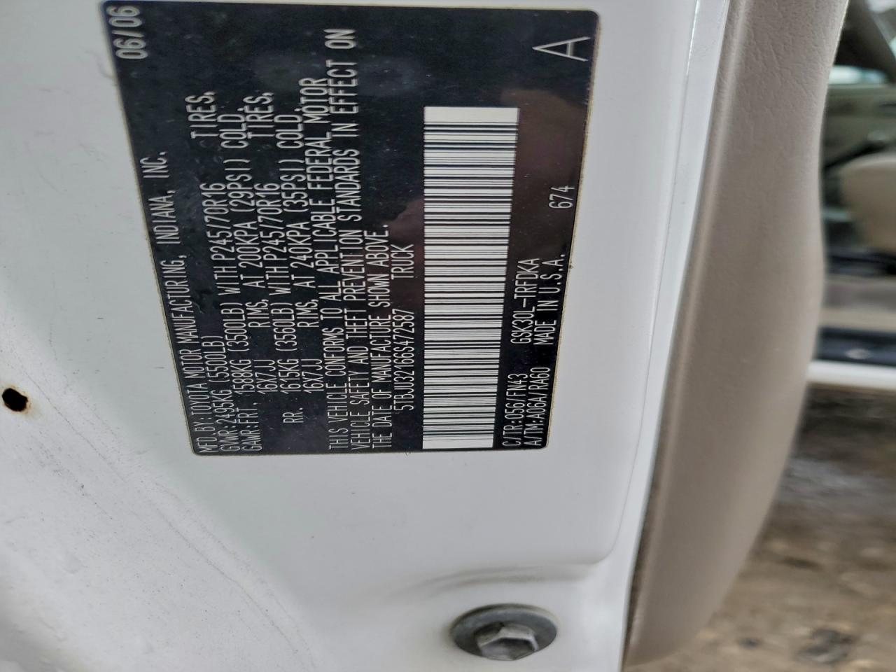 2006 TOYOTA TUNDRA photo 12