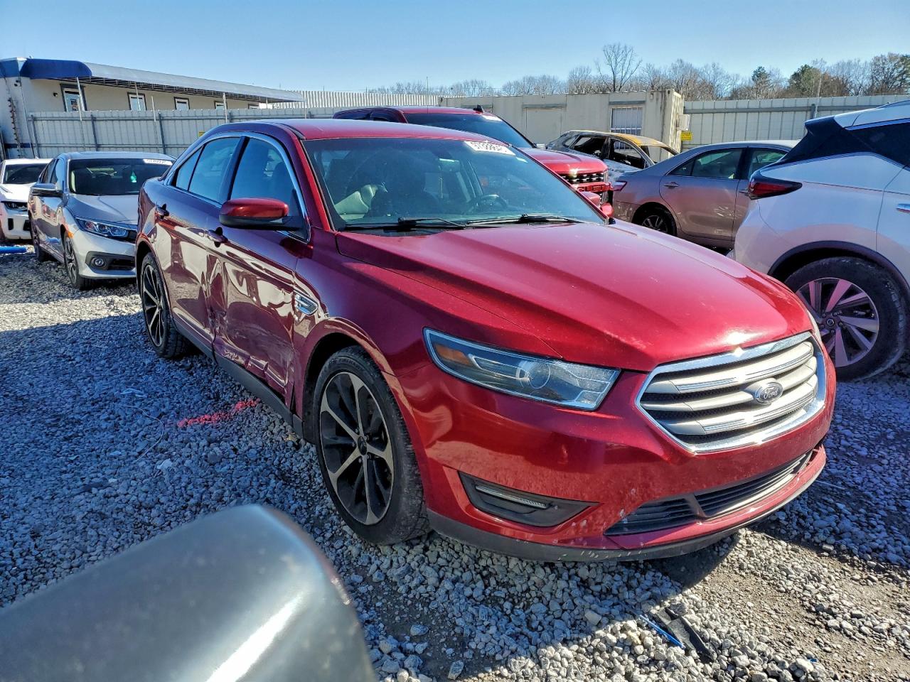 2016 FORD TAURUS SEL photo 4