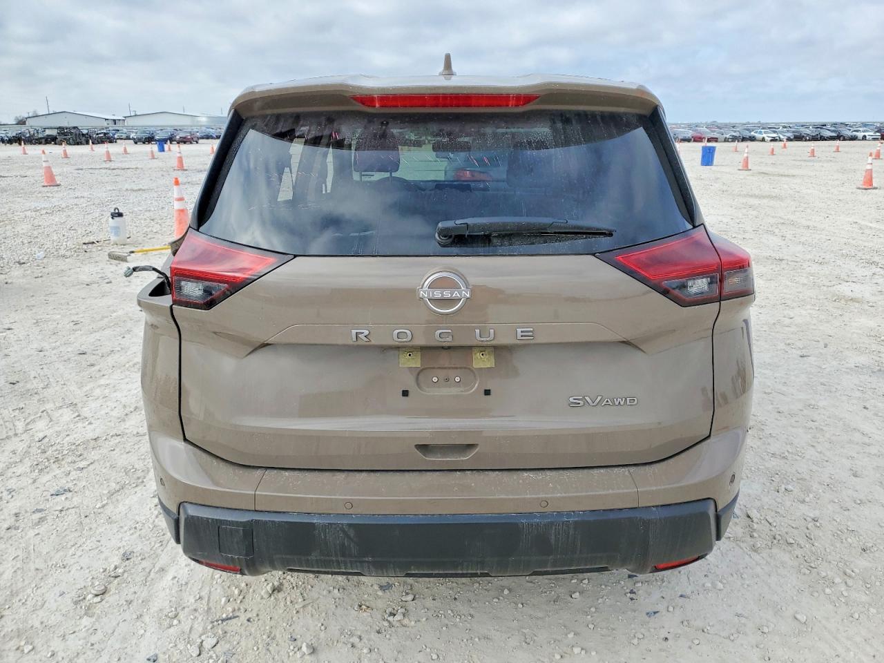 2024 NISSAN ROGUE SV photo 6