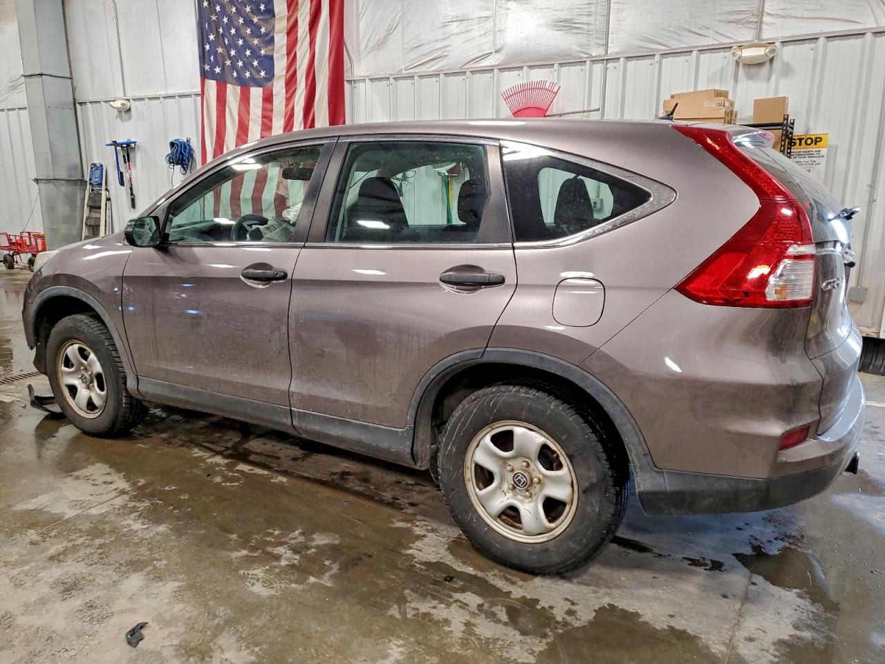 2015 HONDA CR-V LX photo 2
