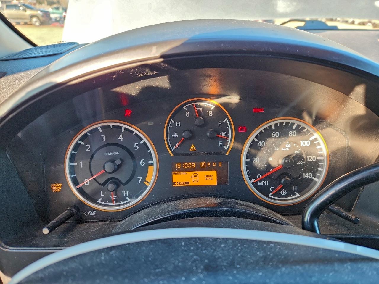 2009 NISSAN TITAN XE photo 9