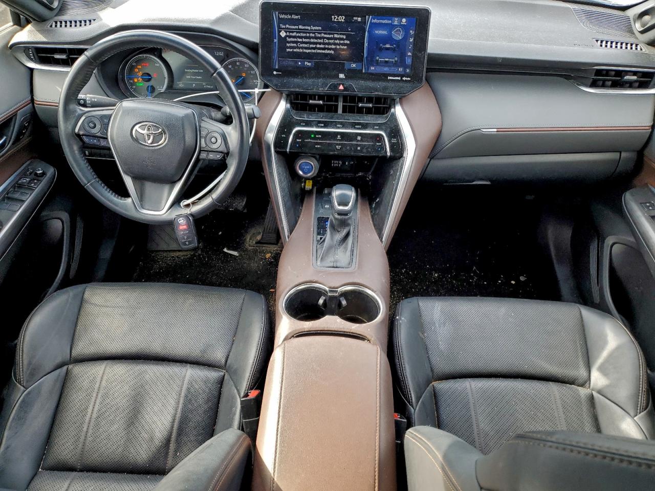 2021 TOYOTA VENZA LE photo 8