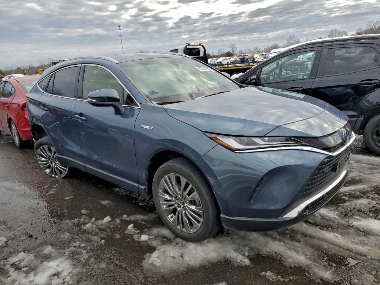 2021 TOYOTA VENZA LE photo 4