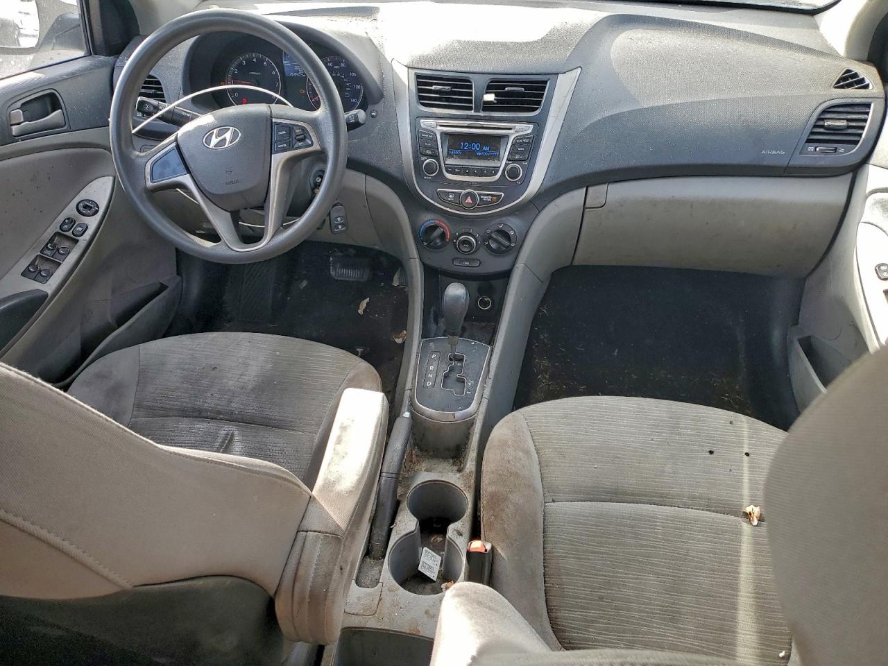 2017 HYUNDAI ACCENT SE photo 8