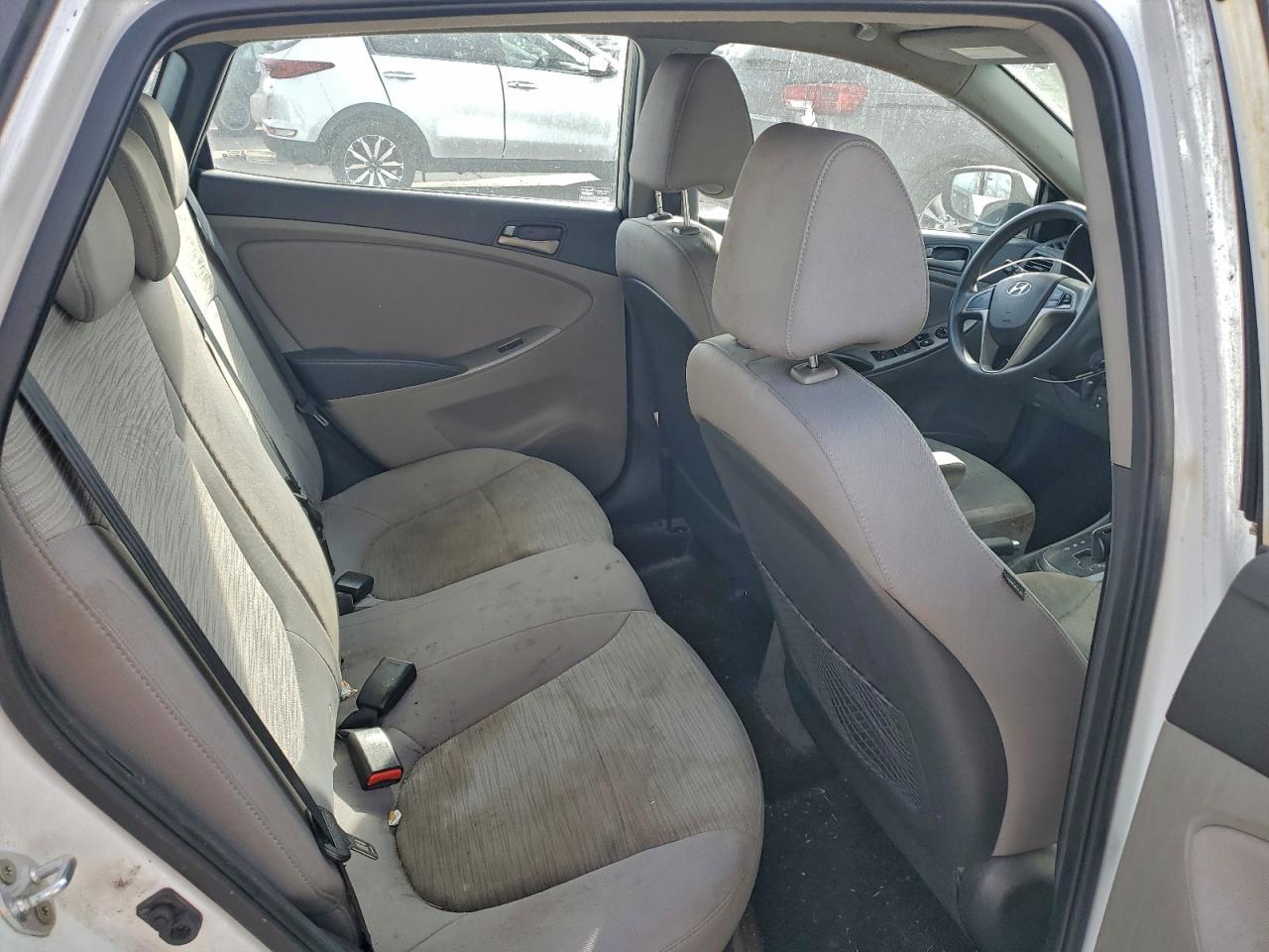 2017 HYUNDAI ACCENT SE photo 10
