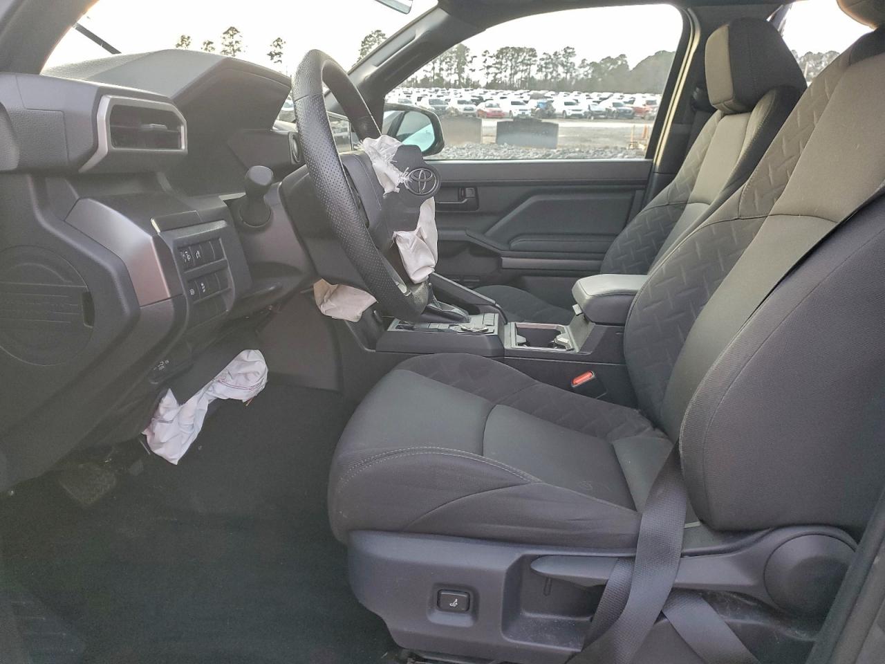 2025 TOYOTA TACOMA DOUBLE CAB photo 13