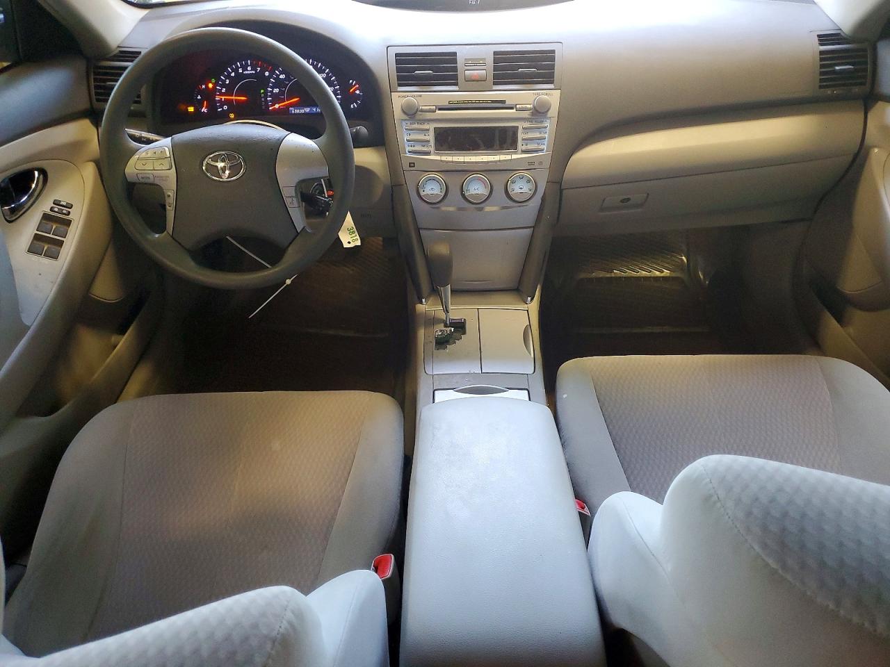 2011 TOYOTA CAMRY BASE photo 15