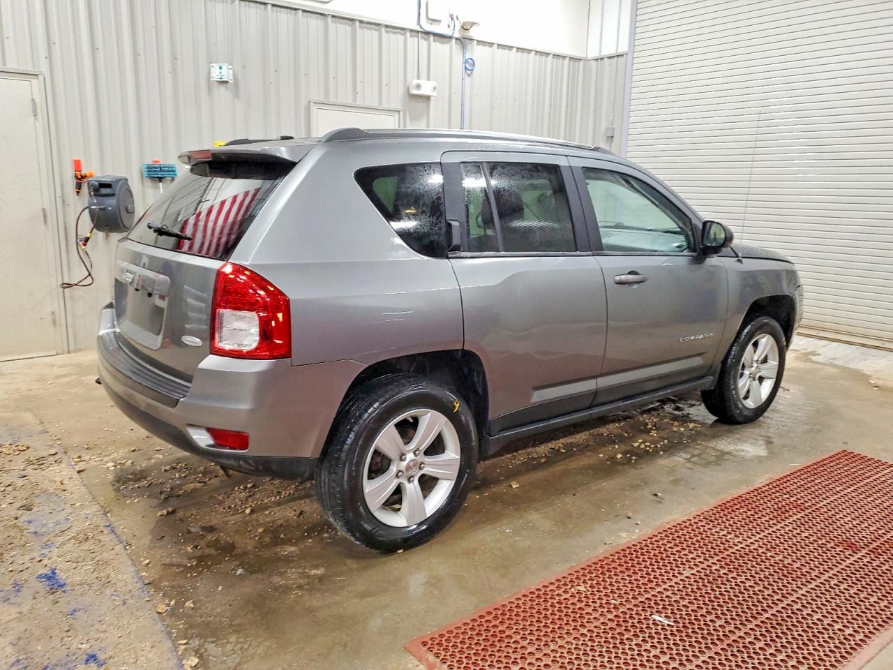 2012 JEEP COMPASS LATITUDE photo 3