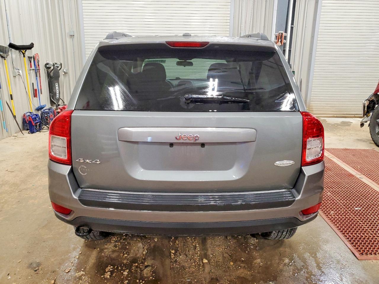 2012 JEEP COMPASS LATITUDE photo 6