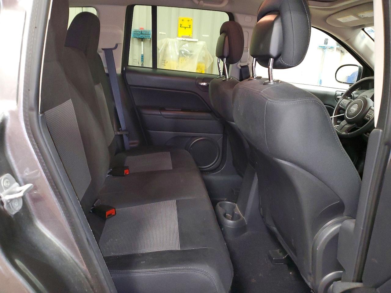 2012 JEEP COMPASS LATITUDE photo 11