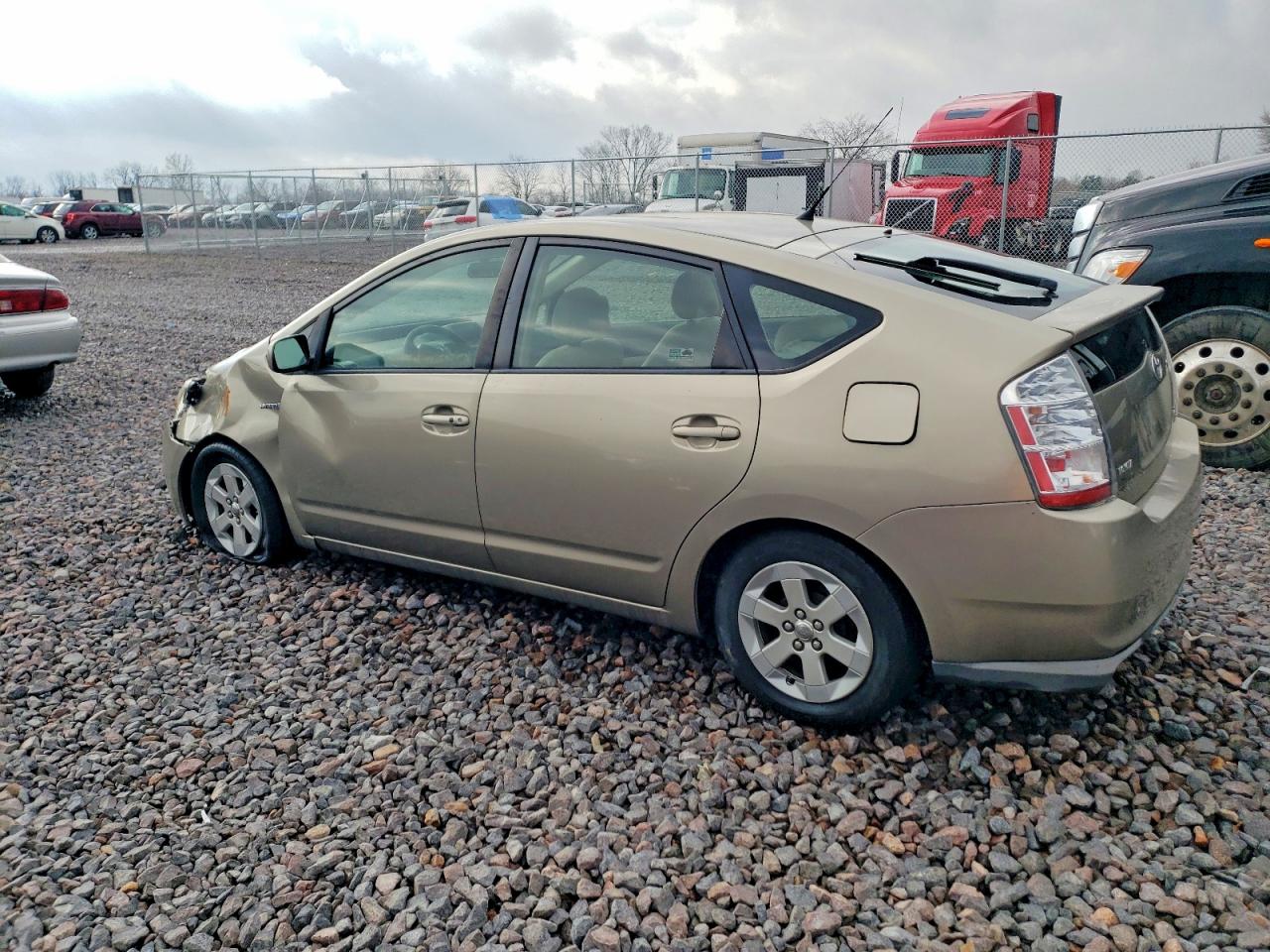 2007 TOYOTA PRIUS photo 2