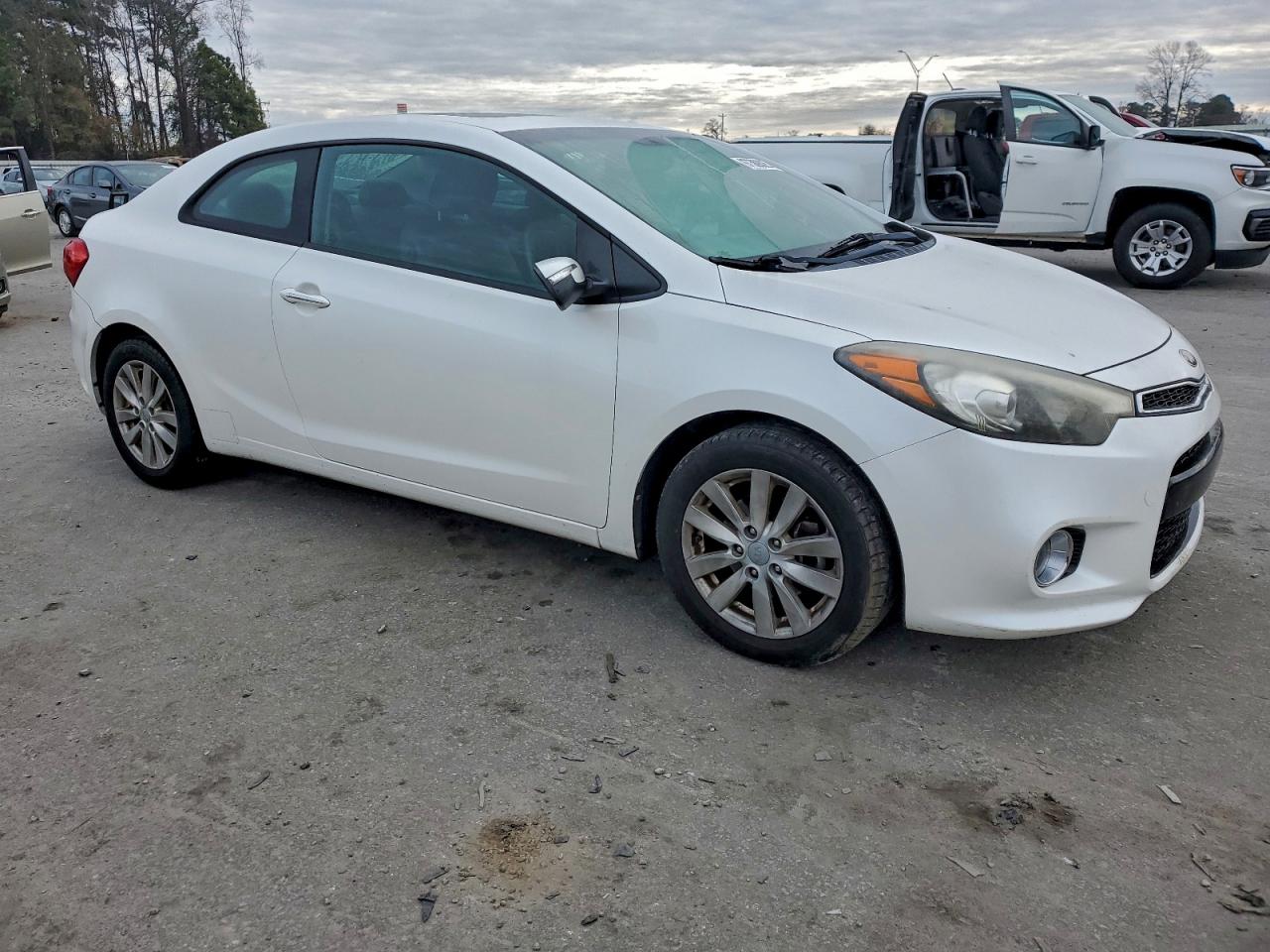 2014 KIA FORTE EX photo 4