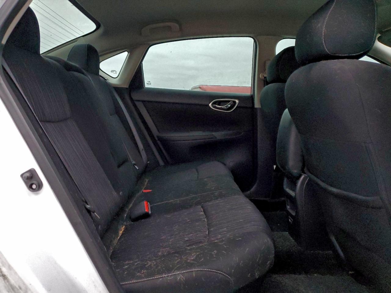 2019 NISSAN SENTRA S photo 10