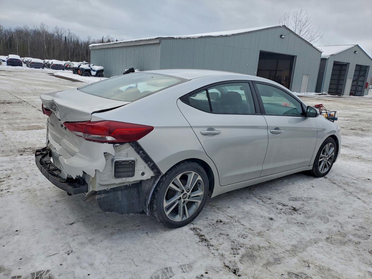 2018 HYUNDAI ELANTRA SE photo 3